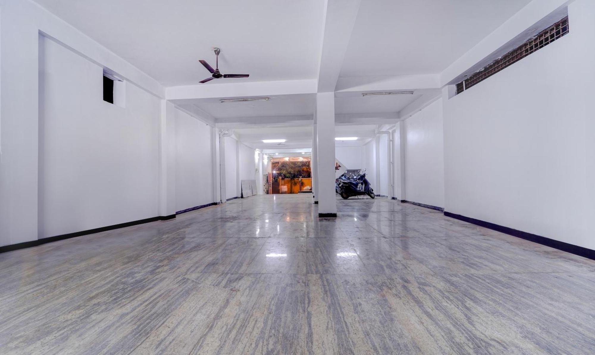 Itsy Hotels Prakasam Residency Pondicherry Exterior photo